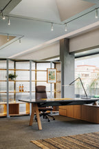 MATSU CHIC Breeze — Executive Table, view 4