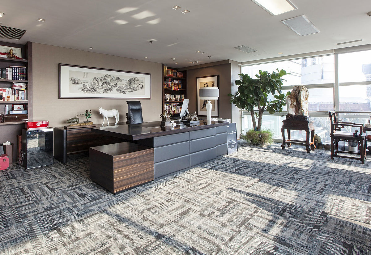 MATSU D6 — Executive Desk, view 5