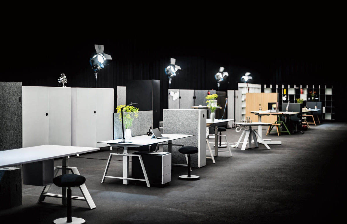MATSU Motu — Height-Adjustable Desk, view 2