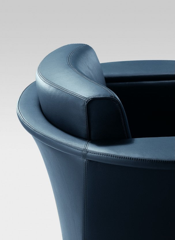 Ronda Sofa by MATSU, designer sofa – view 4