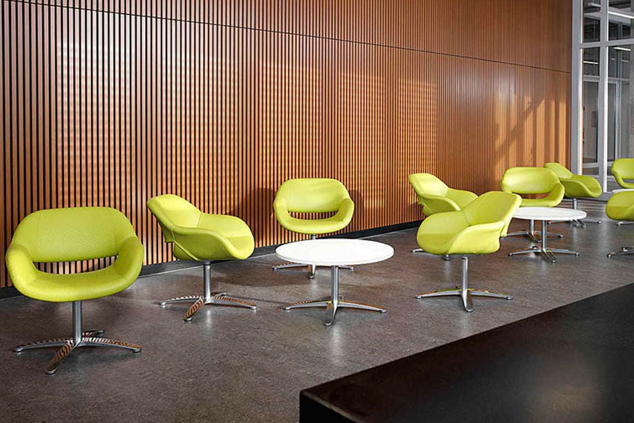 Volpe Lounge Chair by MATSU, lounge chair – view 2